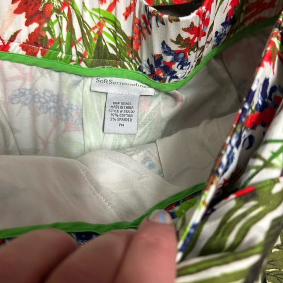 Soft Surroundings Pleated Floral Skirt Size PM - Picture 3 of 3